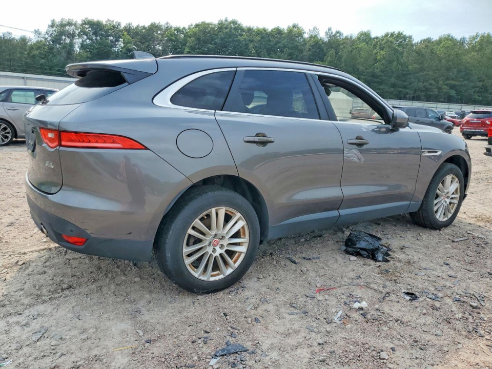 Jaguar F-PACE 2017 — Copart