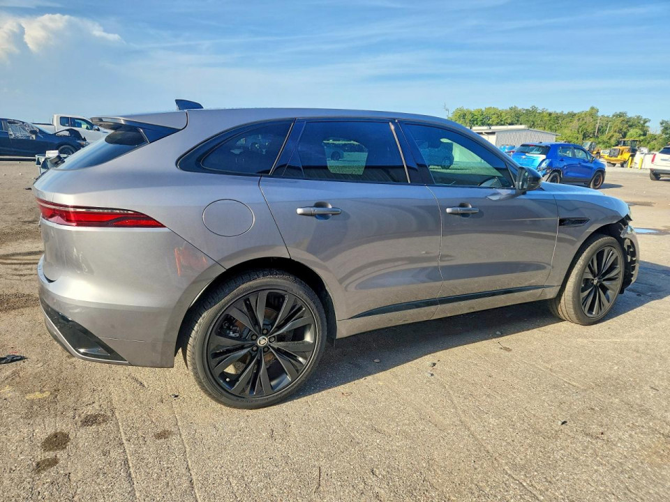 Jaguar F-PACE 2025 — Copart