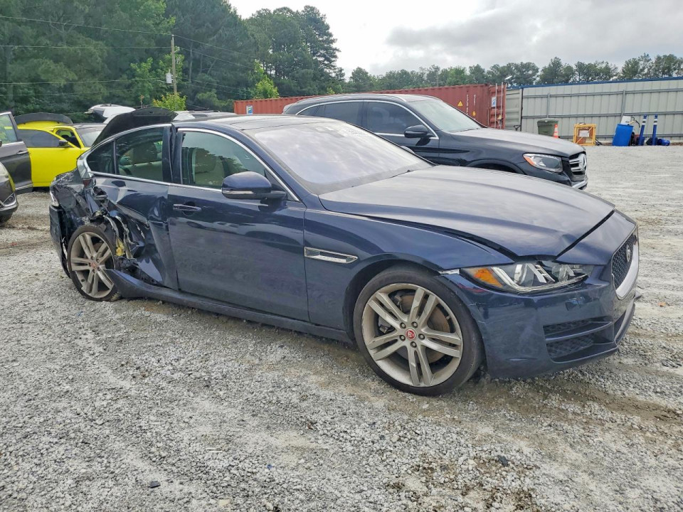 Jaguar XE 2017 — Copart