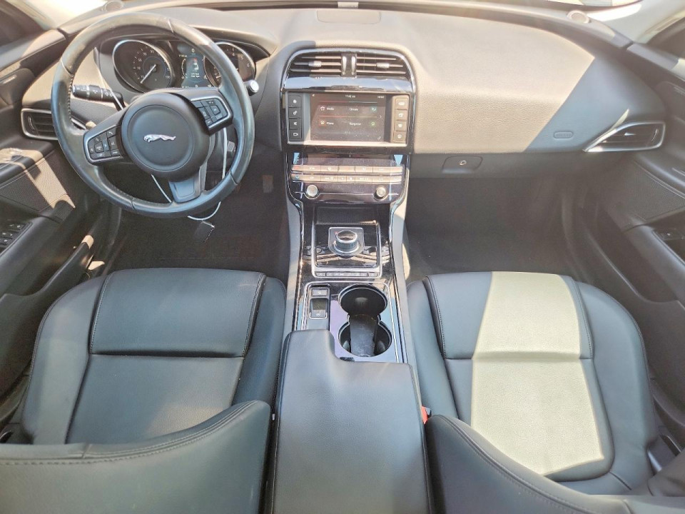 Jaguar XE 2017 — Copart