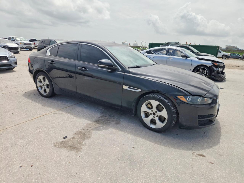 Jaguar XE 2018 — Copart