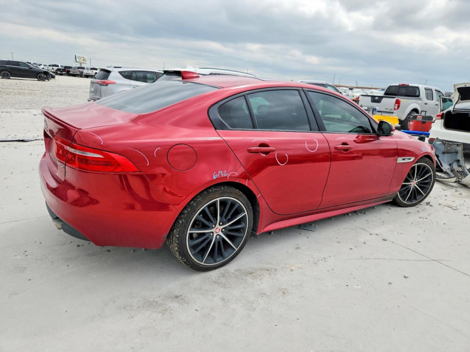 Jaguar XE 2018 — Copart