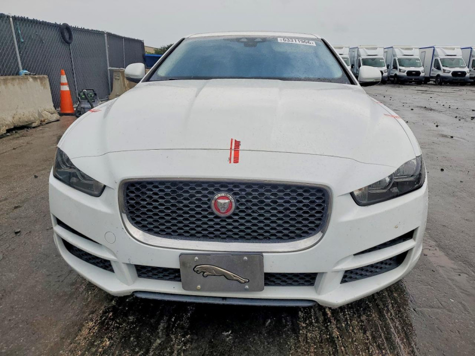 Jaguar XE 2018 — Copart