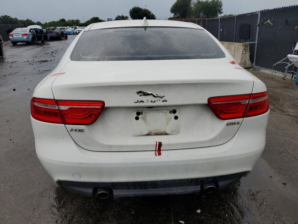 Jaguar XE 2018 — Copart