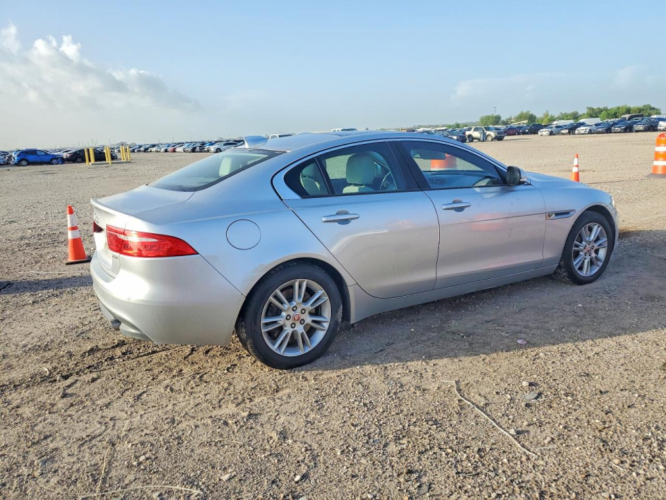 Jaguar XE 2017 — Copart