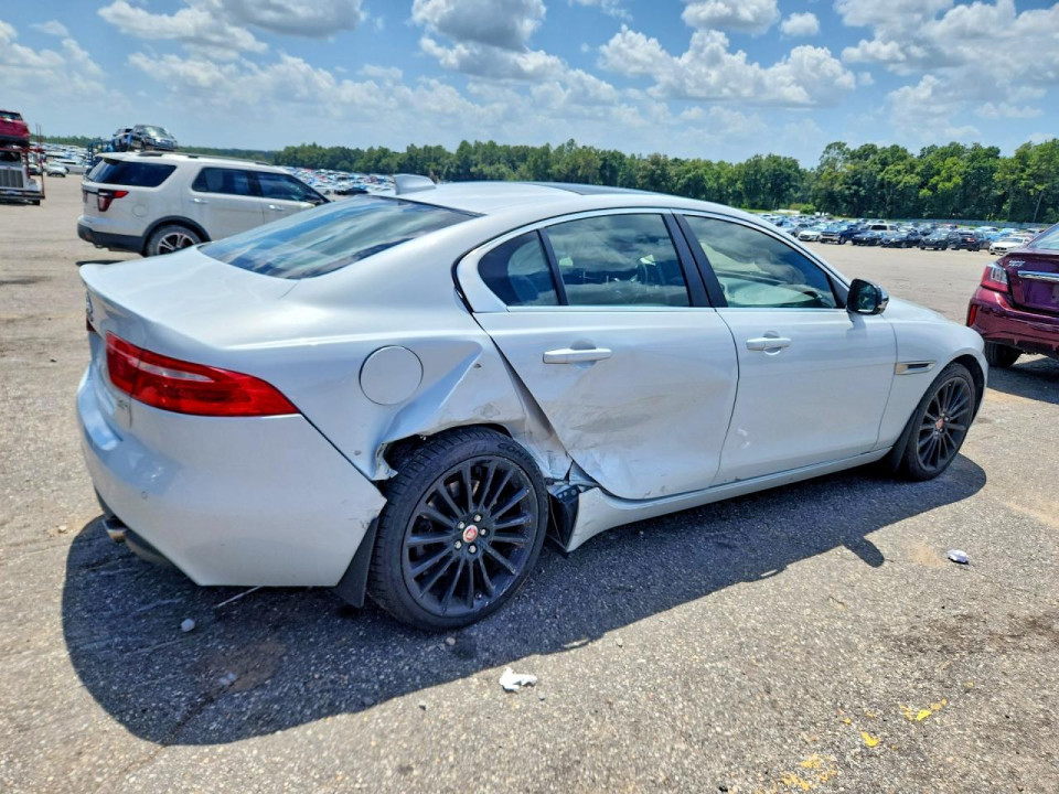 Jaguar XE 2017 — Copart