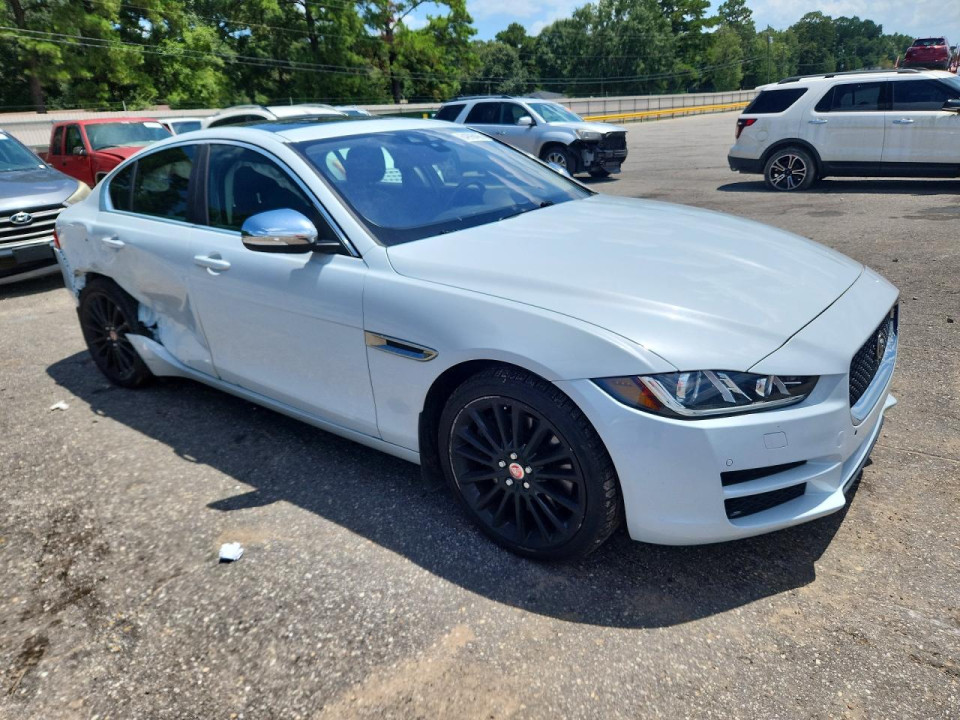 Jaguar XE 2017 — Copart