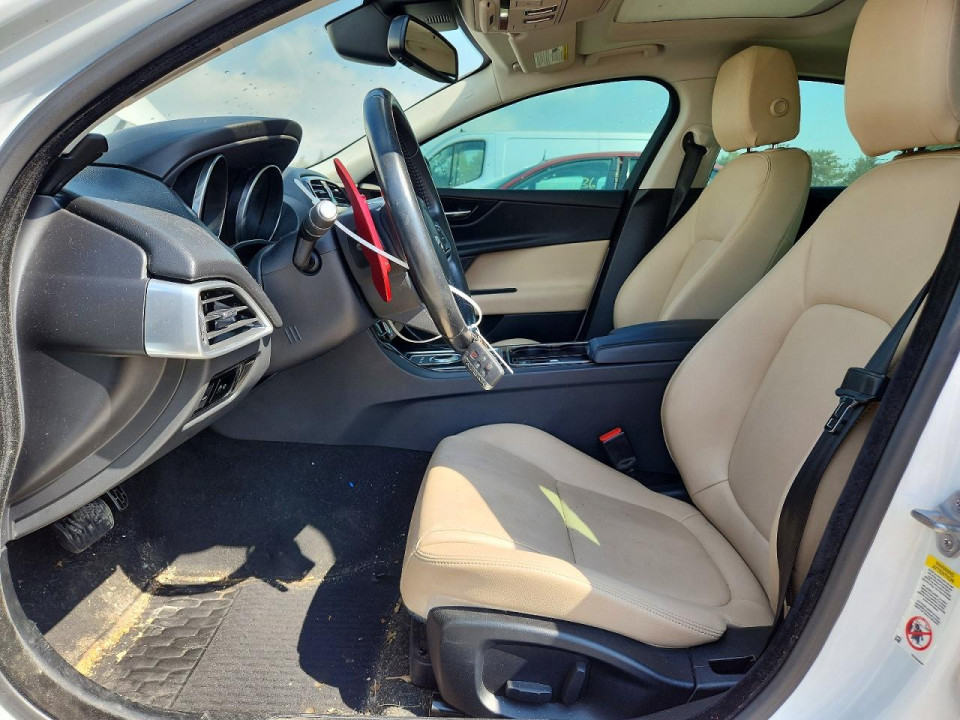 Jaguar XE 2017 — Copart