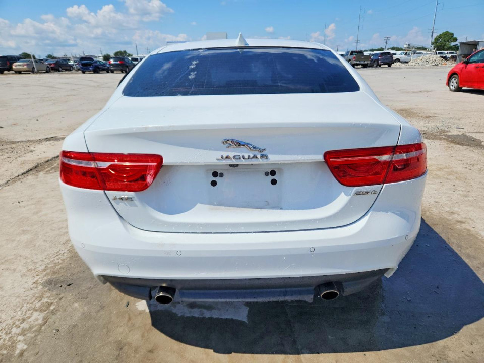 Jaguar XE 2018 — Copart