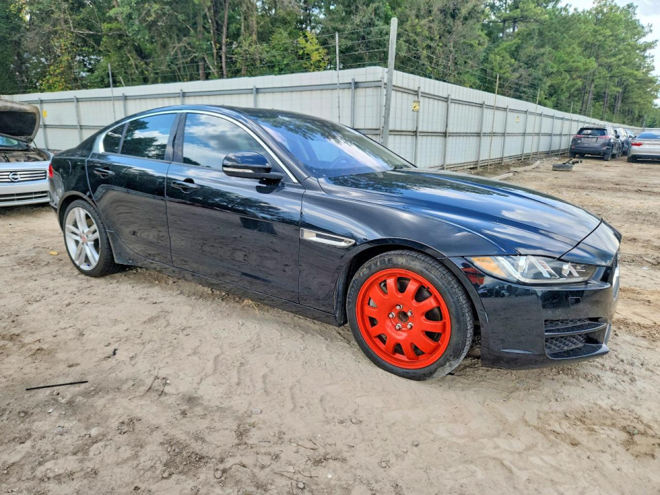 Jaguar XE 2017 — Copart