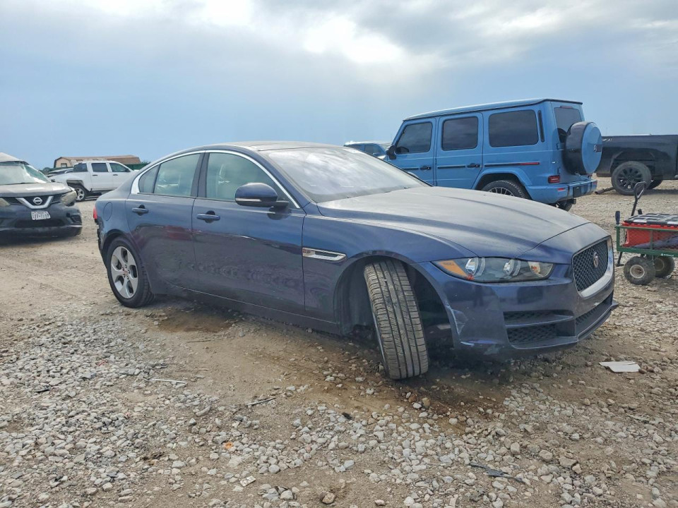 Jaguar XE 2018 — Copart