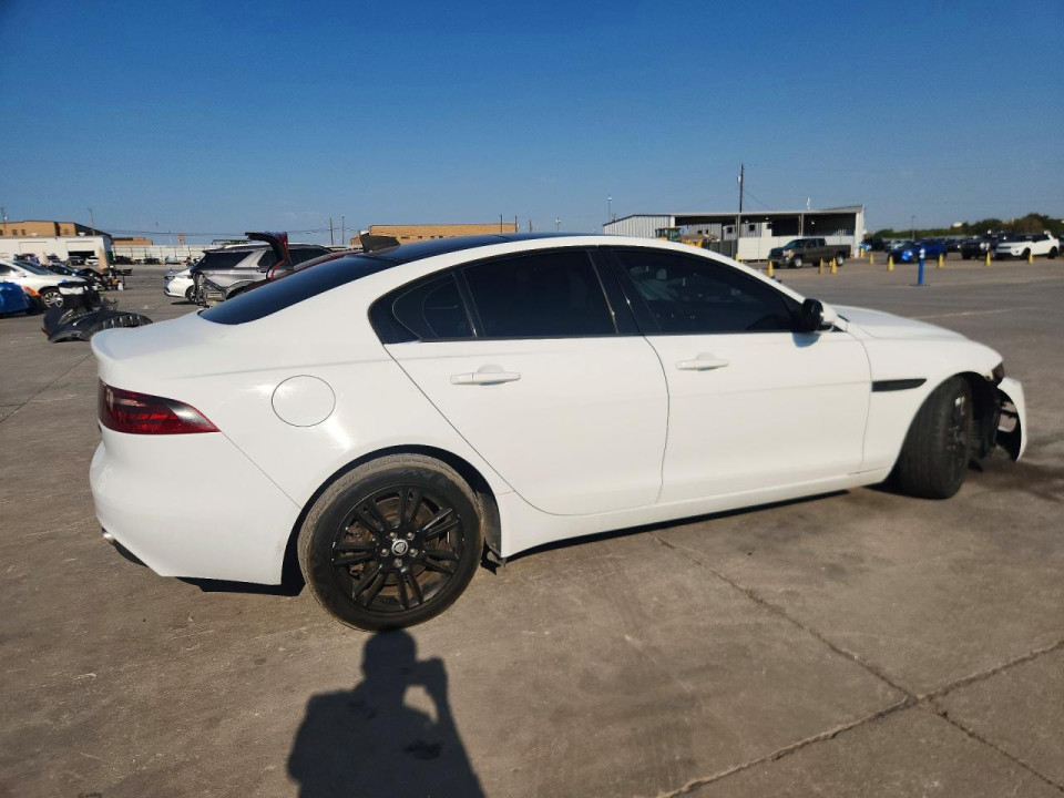 Jaguar XE 2018 — Copart
