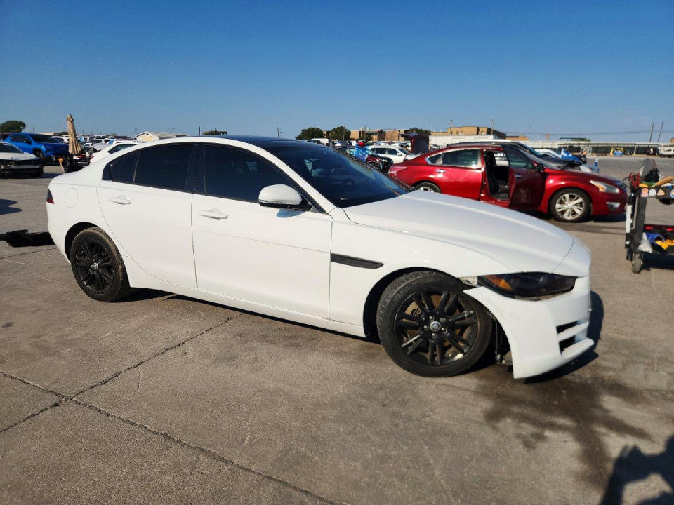 Jaguar XE 2018 — Copart
