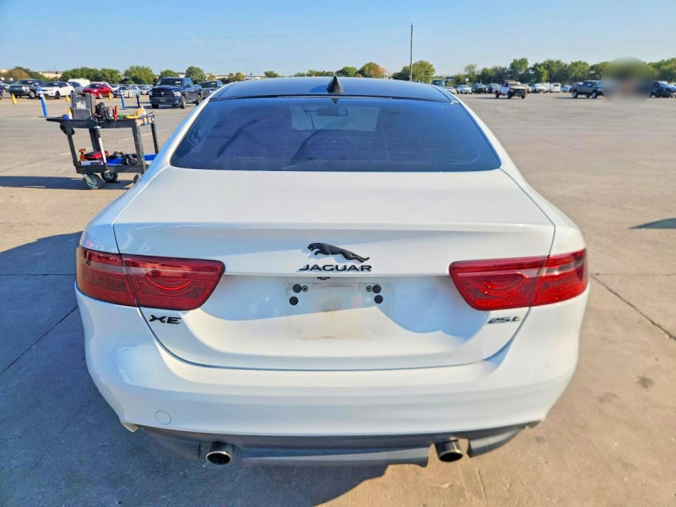 Jaguar XE 2018 — Copart
