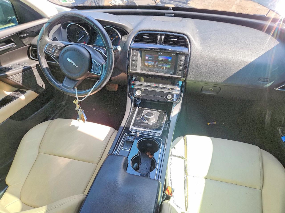 Jaguar XE 2017 — Copart