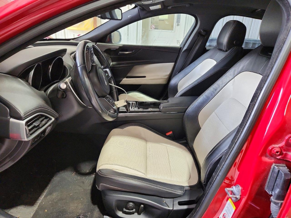 Jaguar XE 2017 — Copart