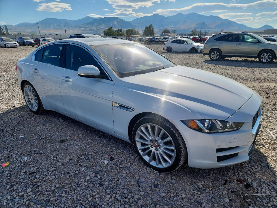 Jaguar XE 2017 — Copart