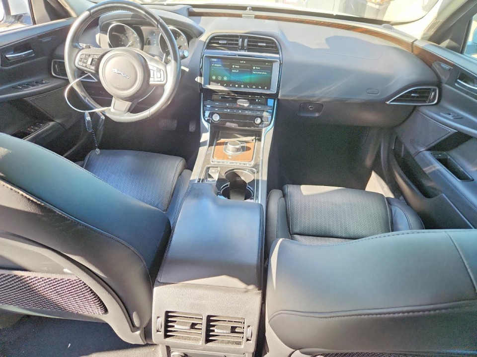 Jaguar XE 2017 — Copart