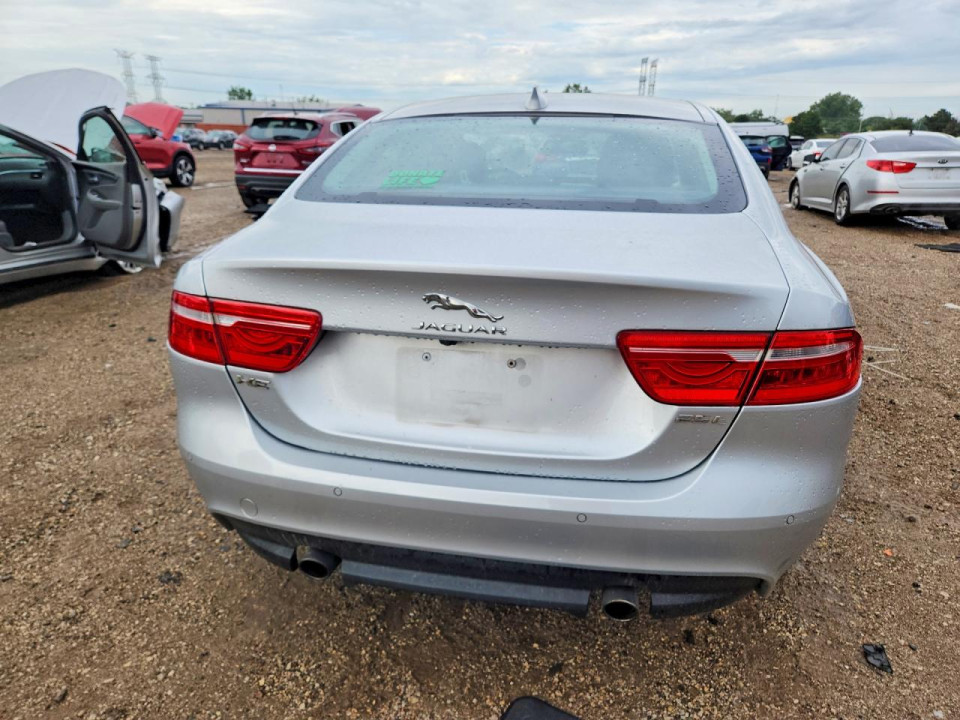 Jaguar XE 2017 — Copart