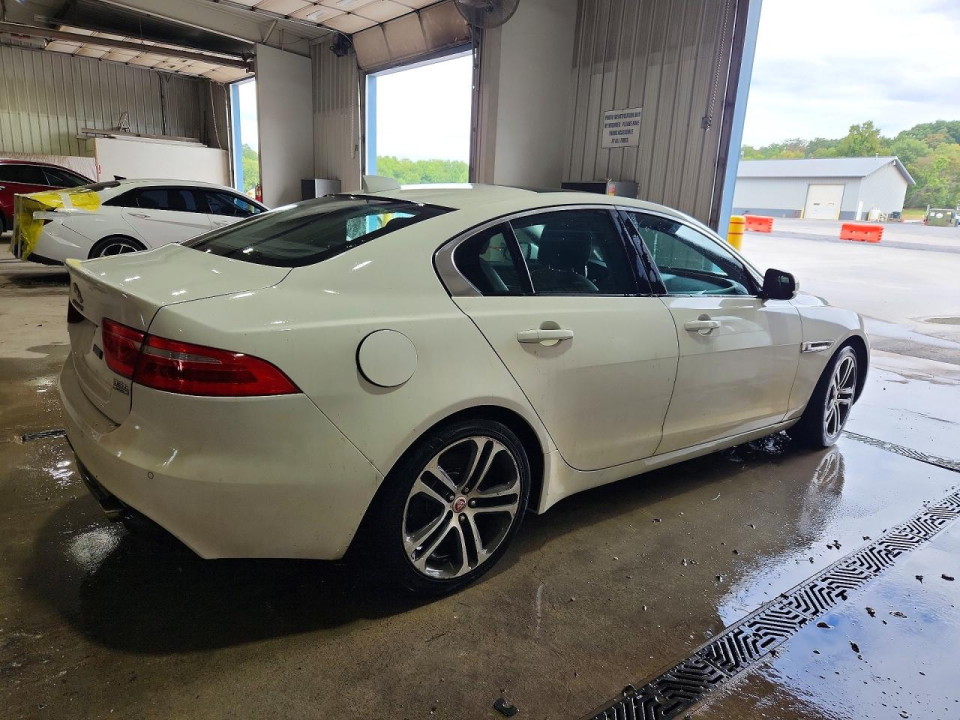 Jaguar XE 2017 — Copart