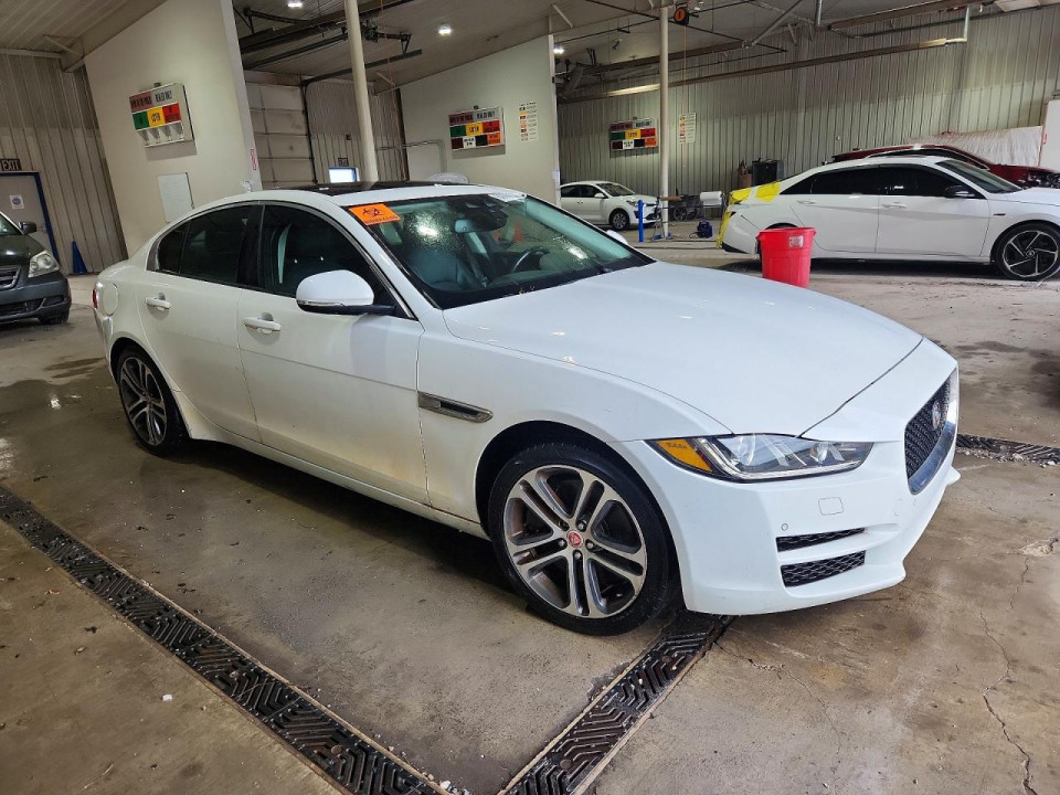 Jaguar XE 2017 — Copart