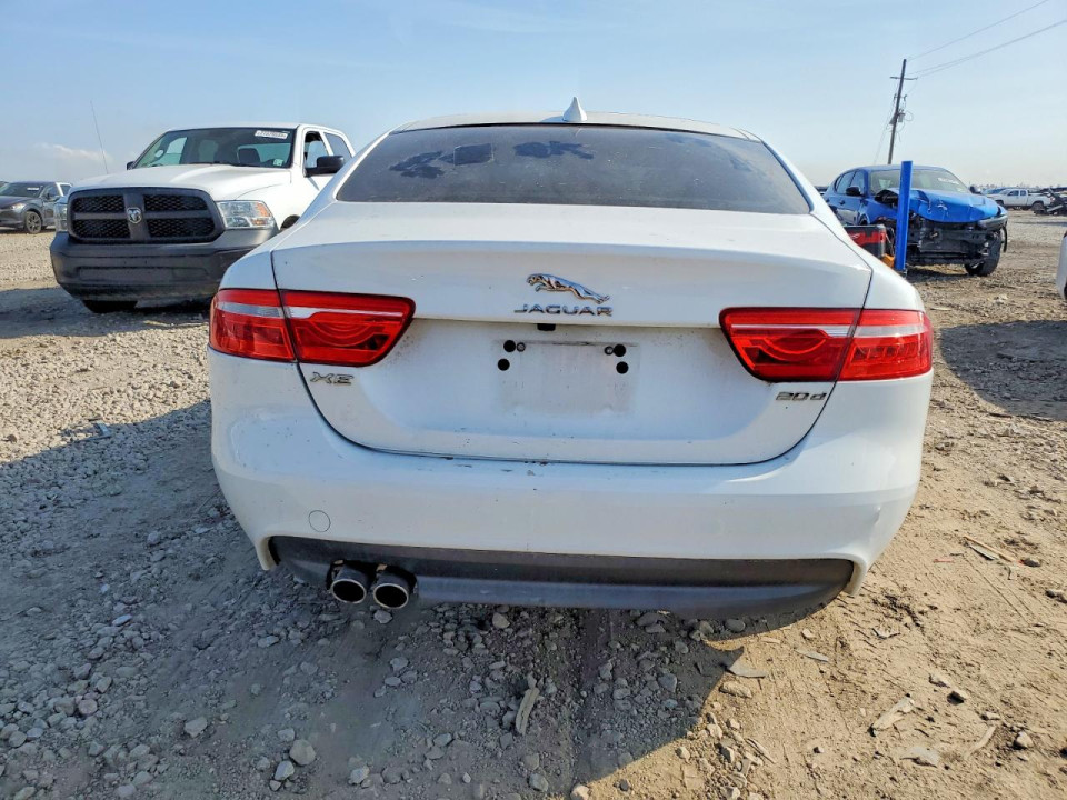 Jaguar XE 2018 — Copart