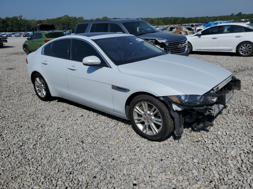 Jaguar XE 2017 — Copart