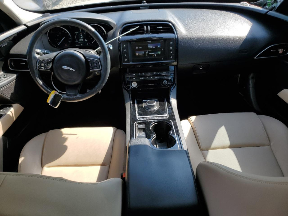 Jaguar XE 2017 — Copart