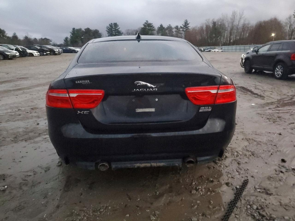Jaguar XE 2017 — Copart