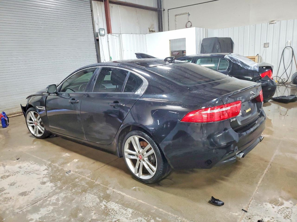 Jaguar XE 2017 — Copart