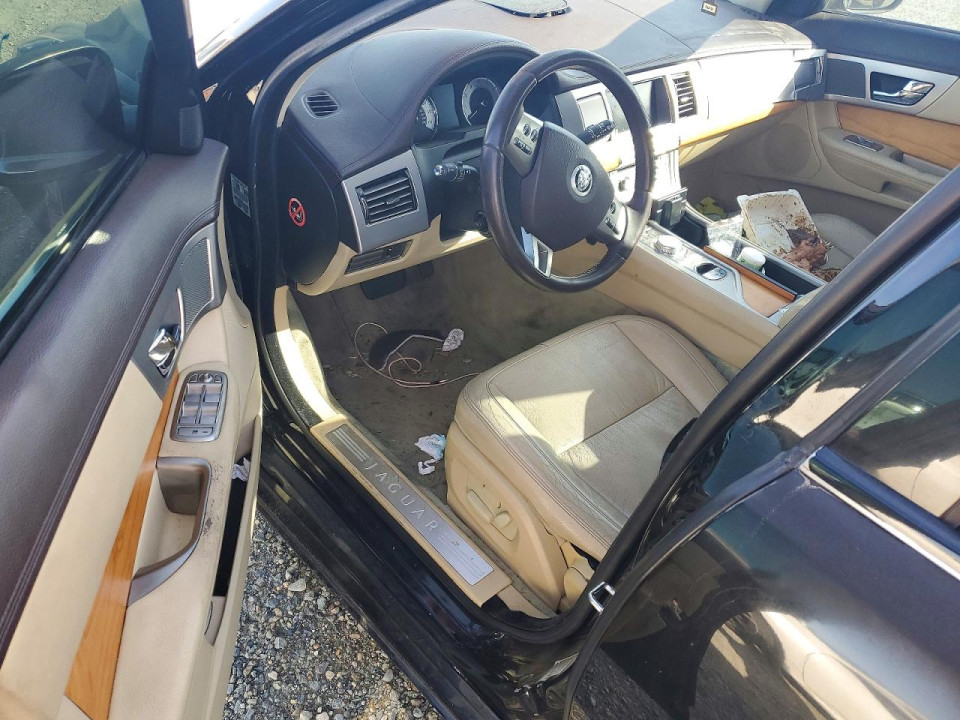 Jaguar XF 2010 — Copart