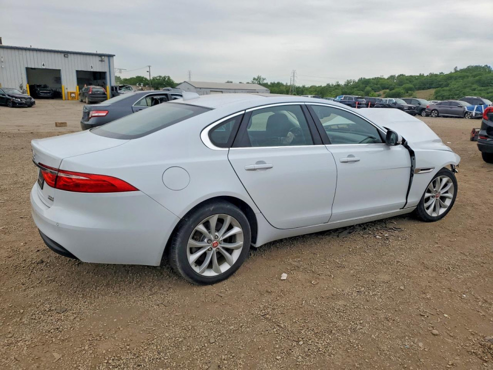 Jaguar XF 2017 — Copart