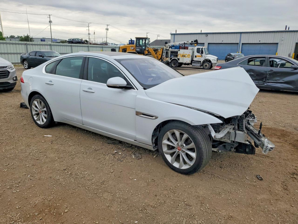 Jaguar XF 2017 — Copart