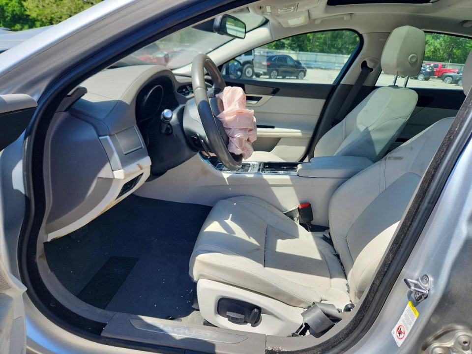 Jaguar XF 2017 — Copart