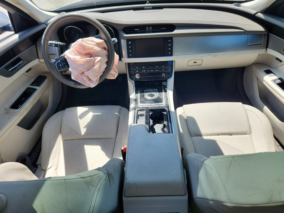Jaguar XF 2017 — Copart
