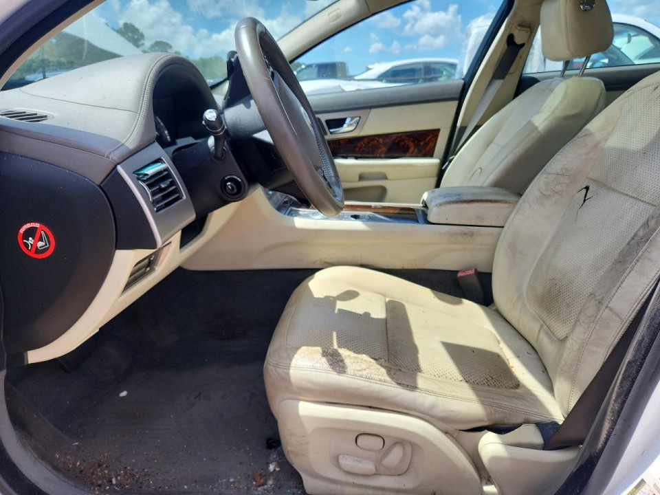 Jaguar XF 2011 — Copart