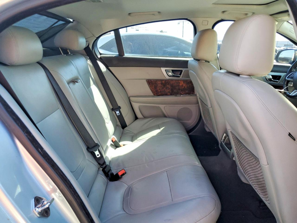 Jaguar XF 2013 — Copart
