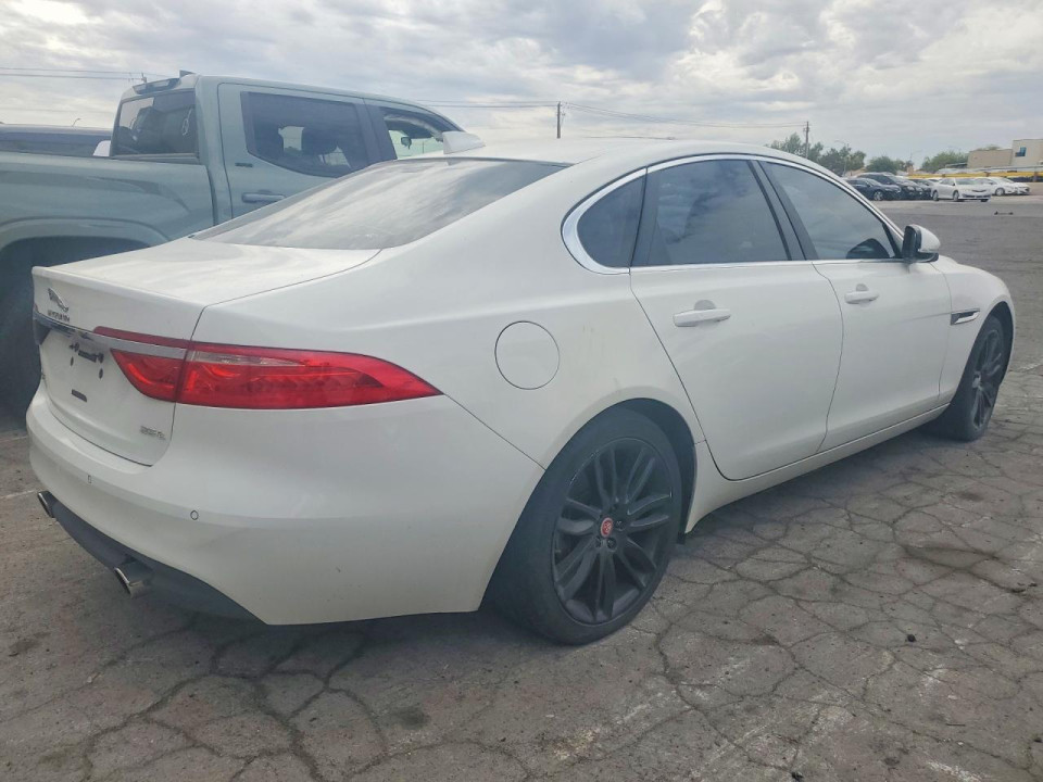 Jaguar XF 2016 — Copart