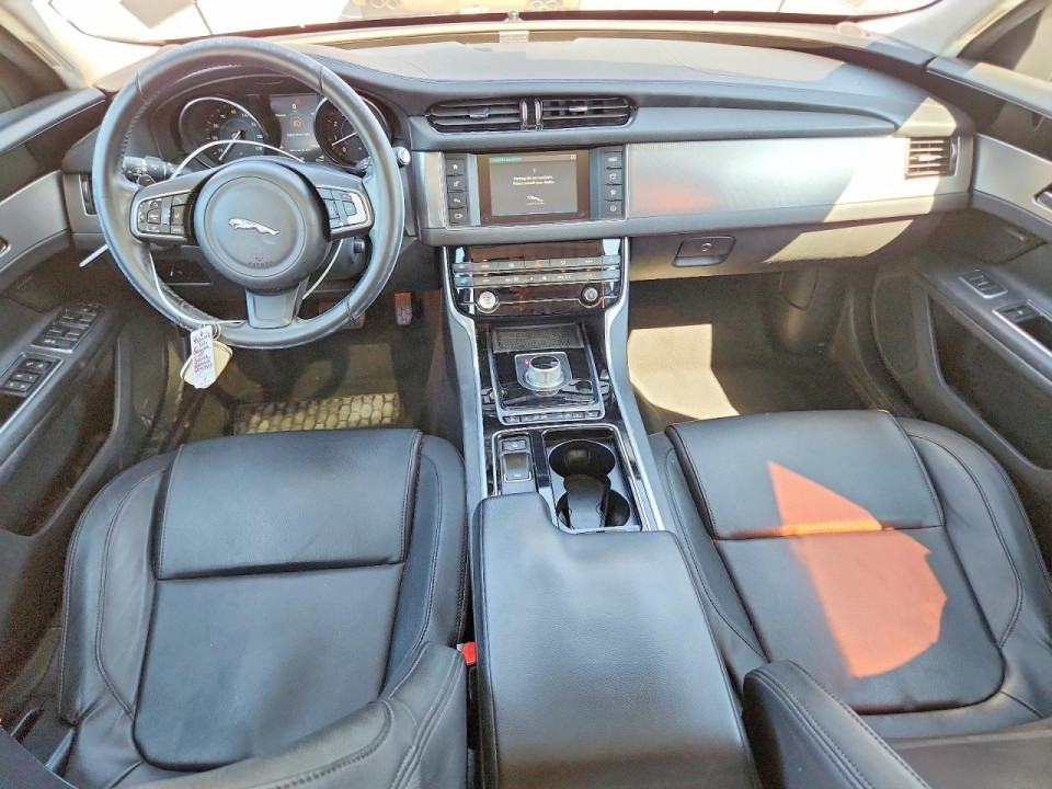 Jaguar XF 2016 — Copart