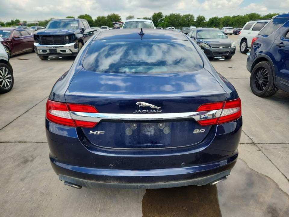 Jaguar XF 2015 — Copart