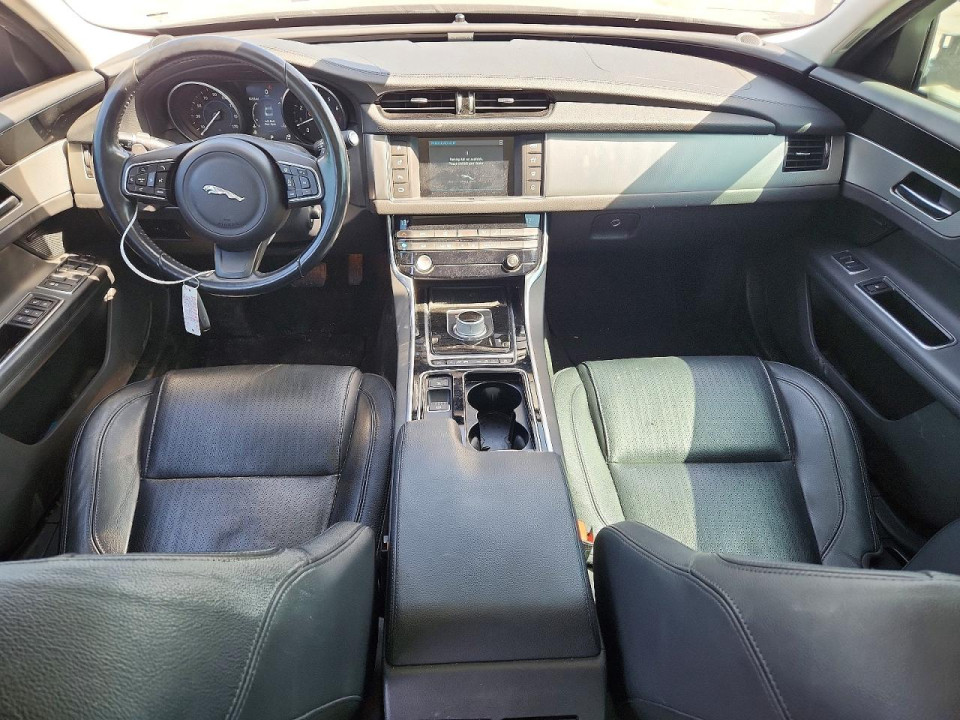 Jaguar XF 2016 — Copart