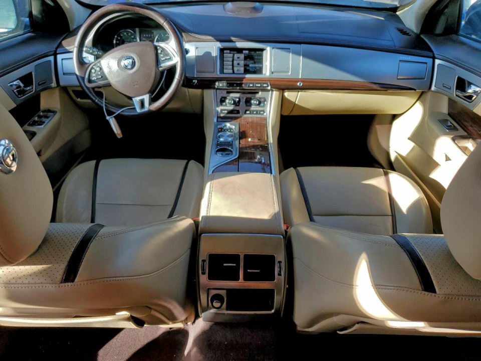 Jaguar XF 2015 — Copart