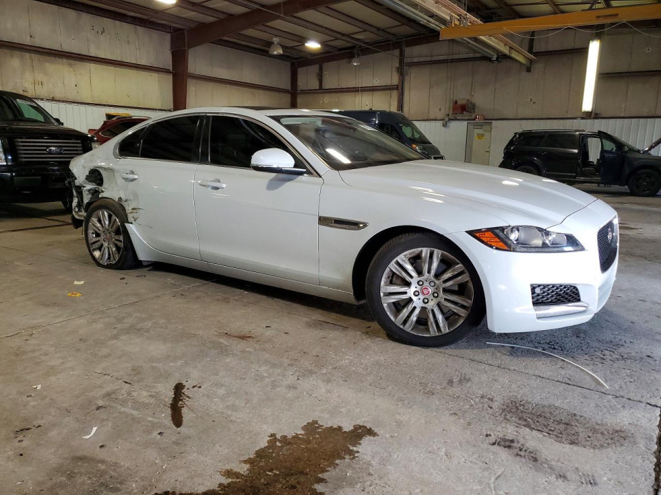 Jaguar XF 2017 — Copart