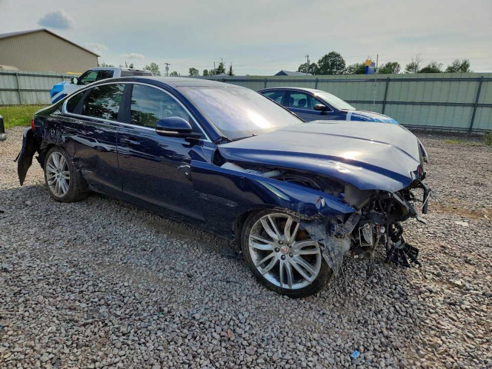 Jaguar XF 2016 — Copart