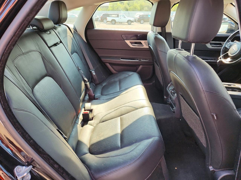 Jaguar XF 2016 — Copart