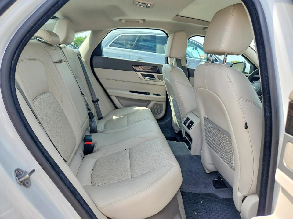 Jaguar XF 2016 — Copart
