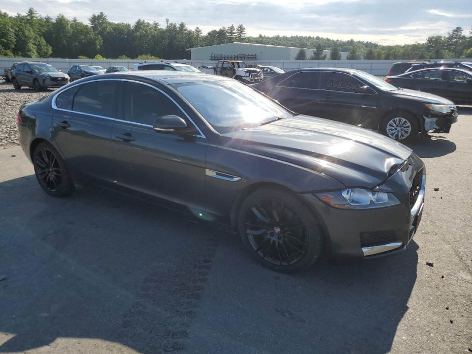 Jaguar XF 2016 — Copart