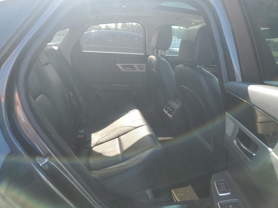 Jaguar XF 2016 — Copart