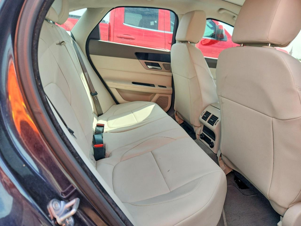 Jaguar XF 2017 — Copart