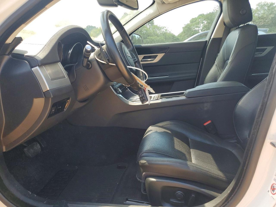 Jaguar XF 2016 — Copart